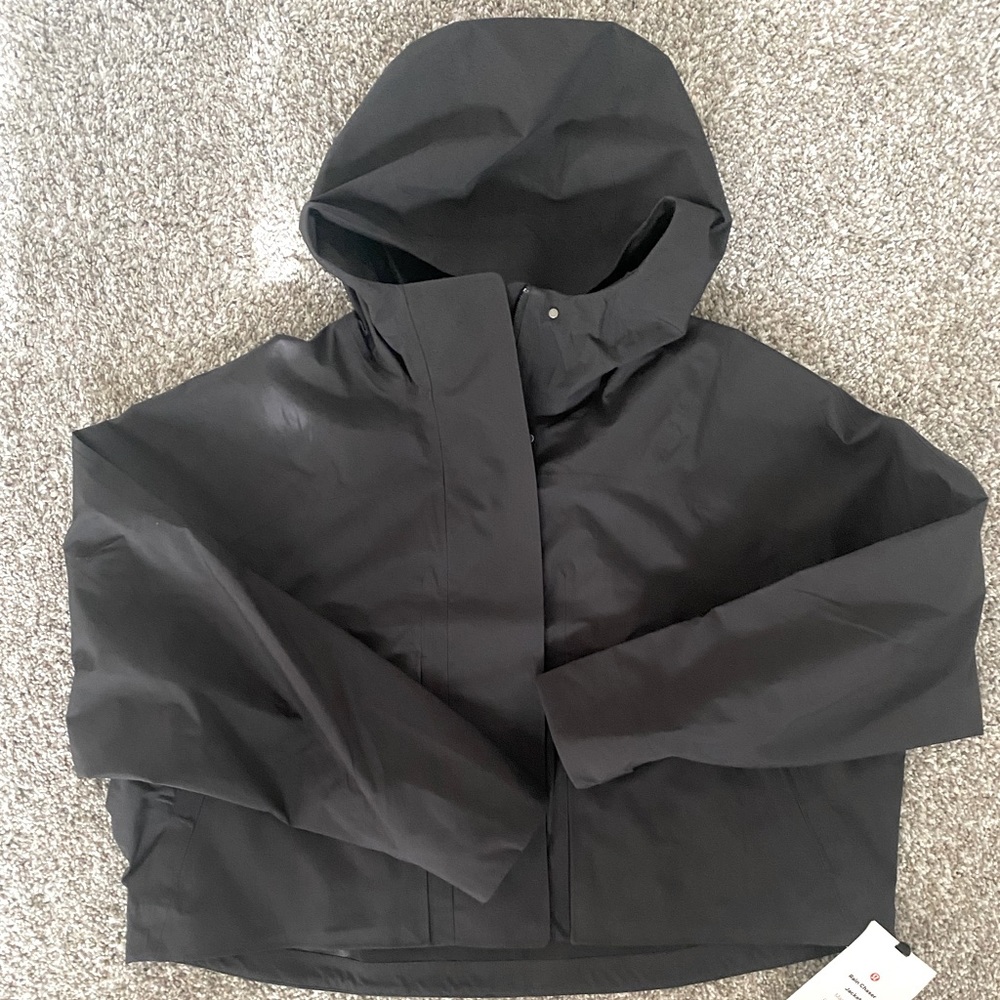 Rare Lululemon rain chaser